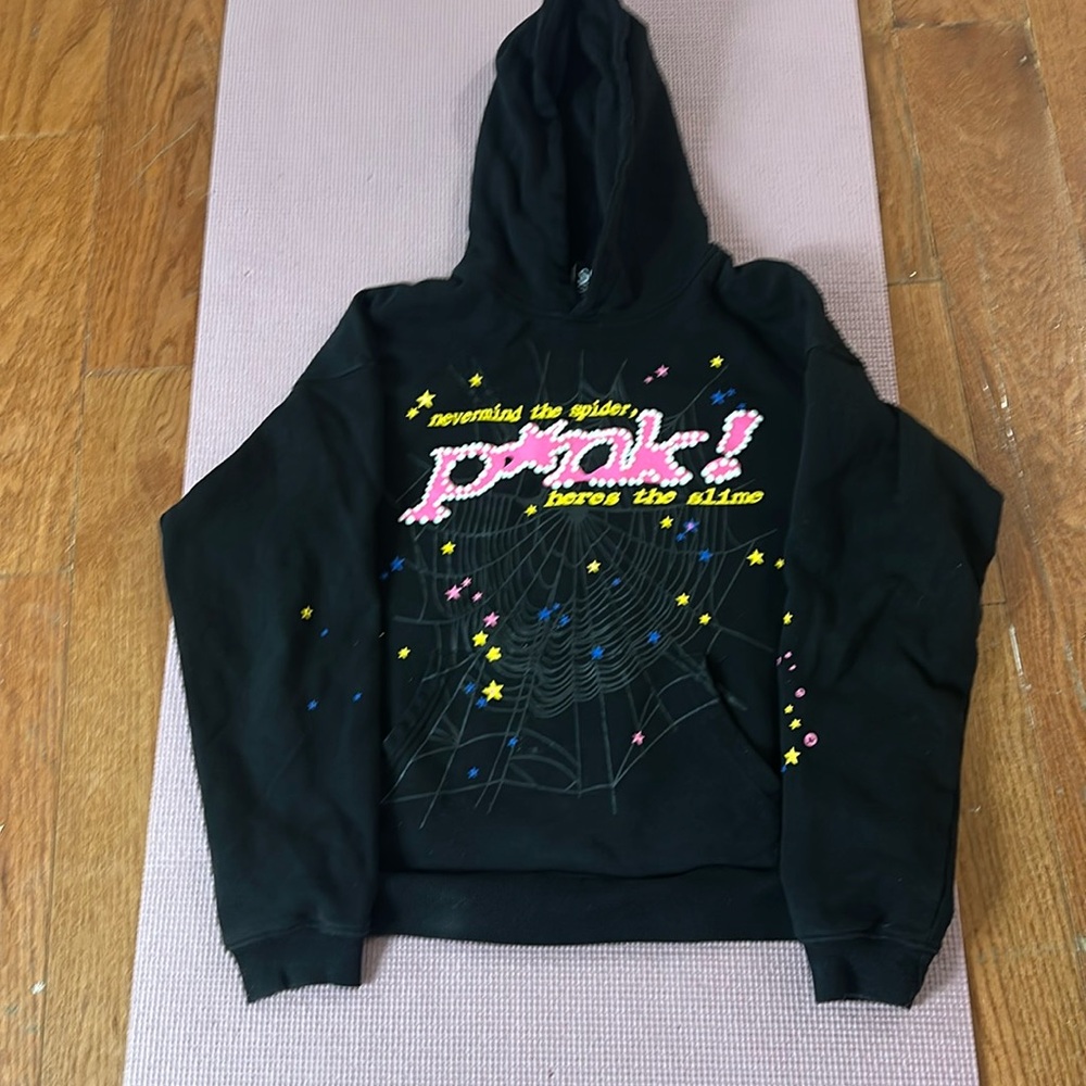 I I’m selling sp5der hoodie